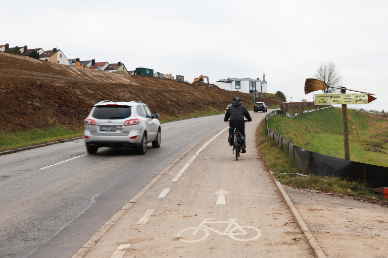 Breslauer Straße von Esslingen kommend Richtung Ostfildern Parksiedlung.
